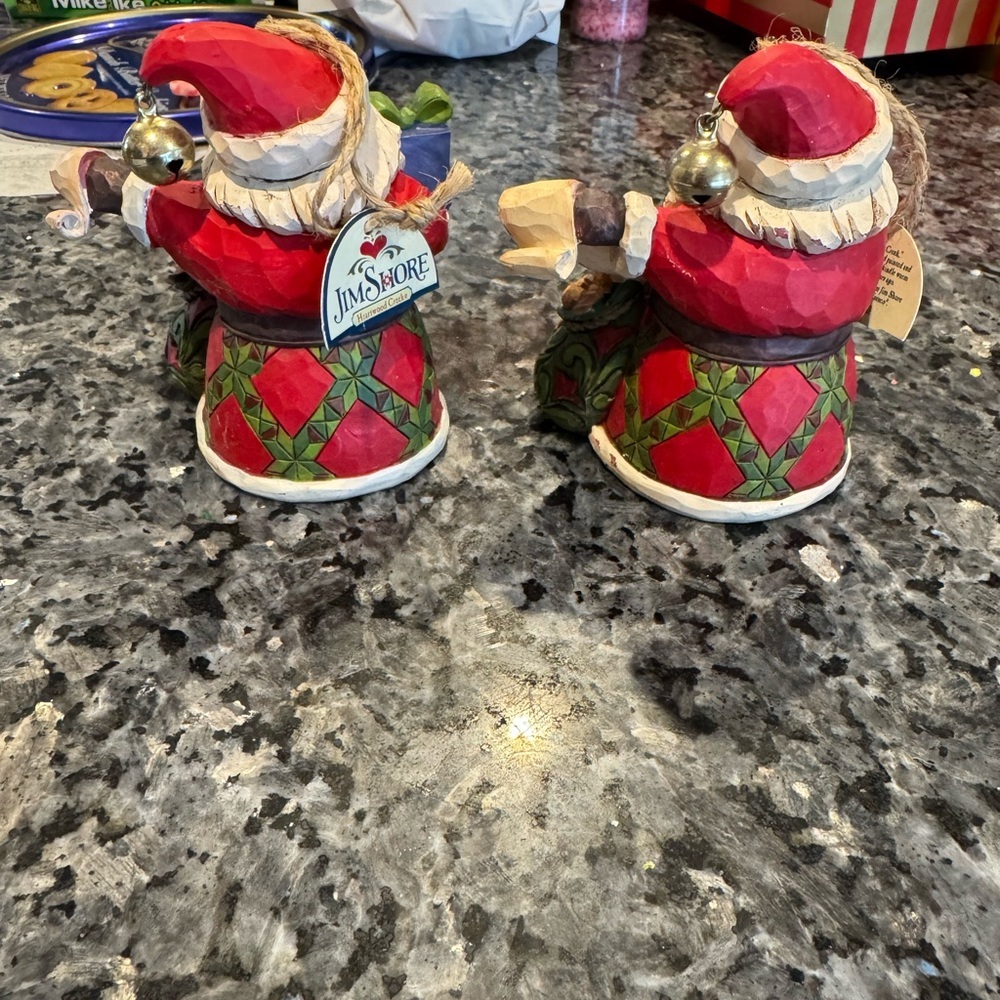 Jim Shore 2018 Annual Santa Ornament Heartwood Creek Enesco #6002881 w/ Tag - Picture 2 of 4